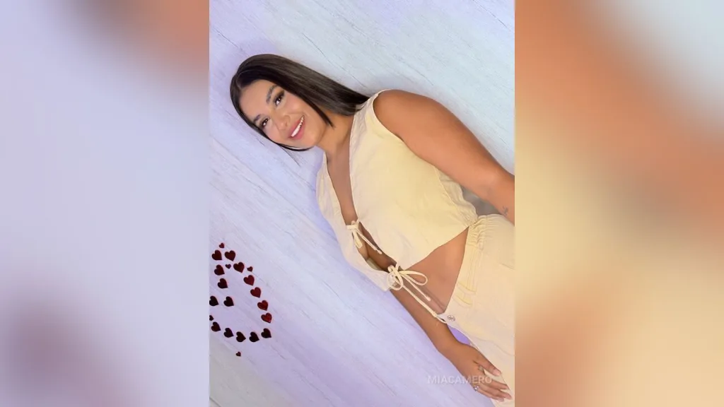 MiaCamero