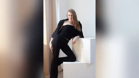 SnezhanaMartin — me