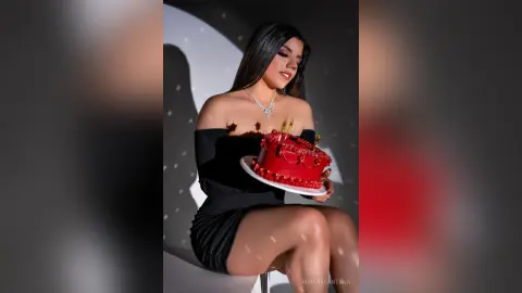 AriianaSantana — Happy birthday🍰