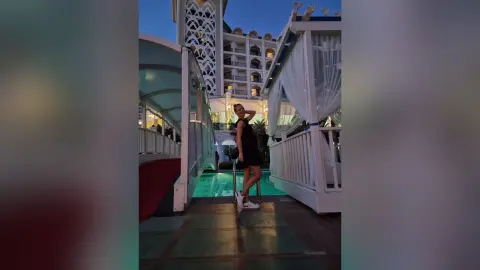 JuliaAzzuro — sSummer caught me in Turkey?