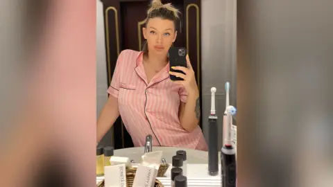 KatalinaRouge — sweet selfies
