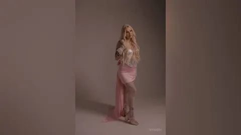 IvyAvery — Sexy me ^_^