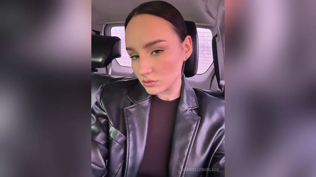 GabrielleBurlage — live cam