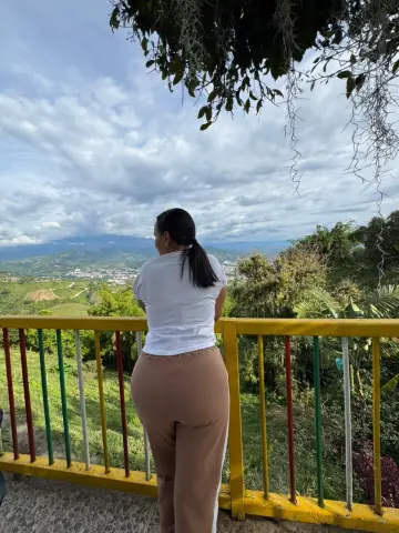 SaraCharmy — Streamate Photos