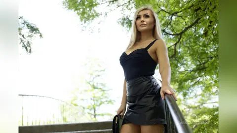CassandraKane — Easy to love❤️