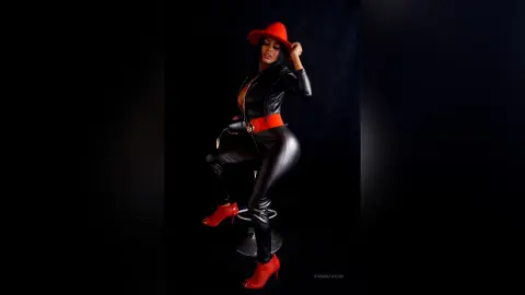 VivianaTaylor — .