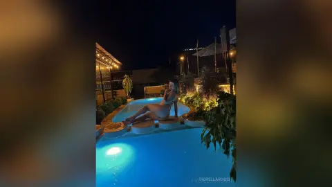 FiorellaRossi — Let's get wet