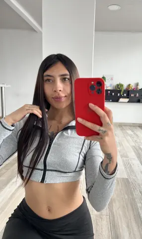 Macarena99 — Streamate Photos
