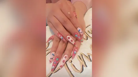 Katsuki — 💅🏻❤️