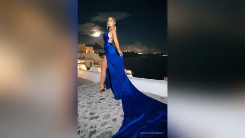 AdrianaAkerman — Majestic 🌊