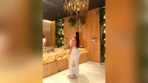SophieHamilton — Traveling!