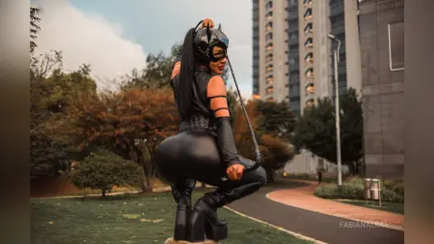 FabianaLima — Your Cat Woman 😼