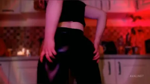 AvaLindt — Latex assss