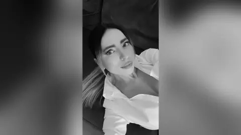 Katia — Come closer