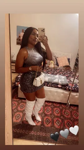 karlaHiltonn — Streamate Photos