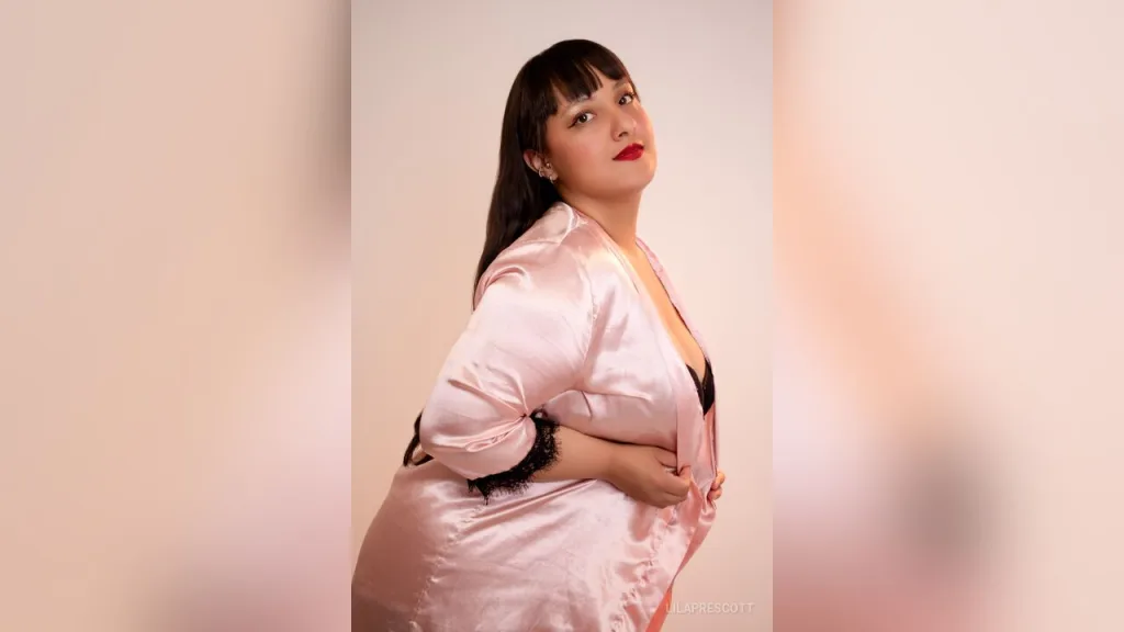 LilaPrescott — live cam
