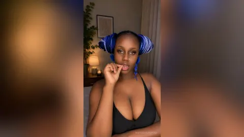 MarisolMariposa — Waiting to get naughty😋📞