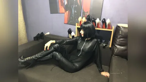 DianKrouse — Cou boots