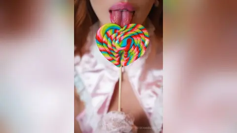 EstefaniaHansen — Lick it all over!