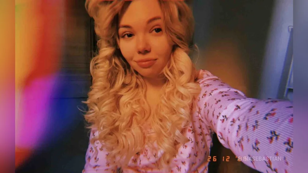 AnnaSebastian — For free