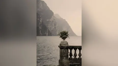 AmeliaWindsor — random