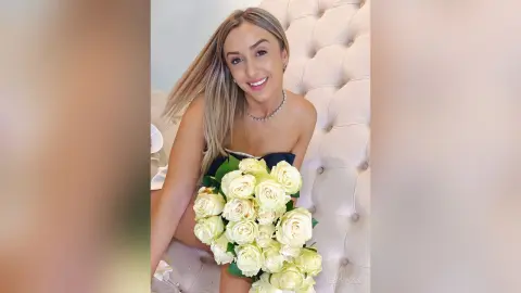 Jess — White roses 💞