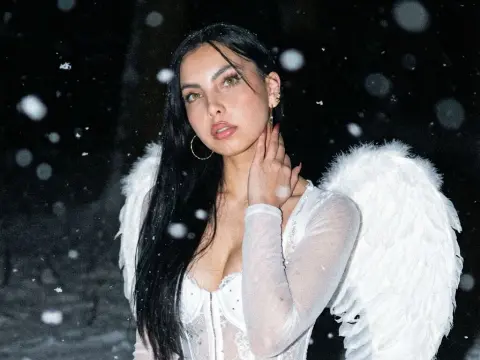 EmilianaEscobar cam model