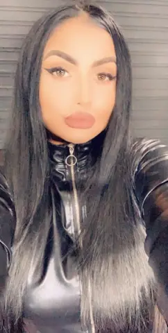 mistress_meryem — Streamate Photos