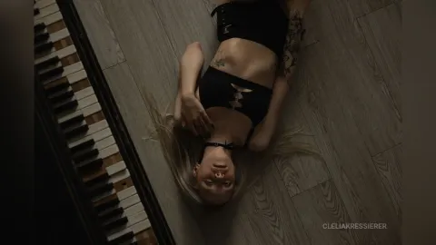 CleliaKressierer — For lovers of dark shades (part 2)