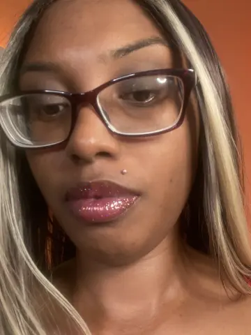 Lailani_Diore — Streamate Photos