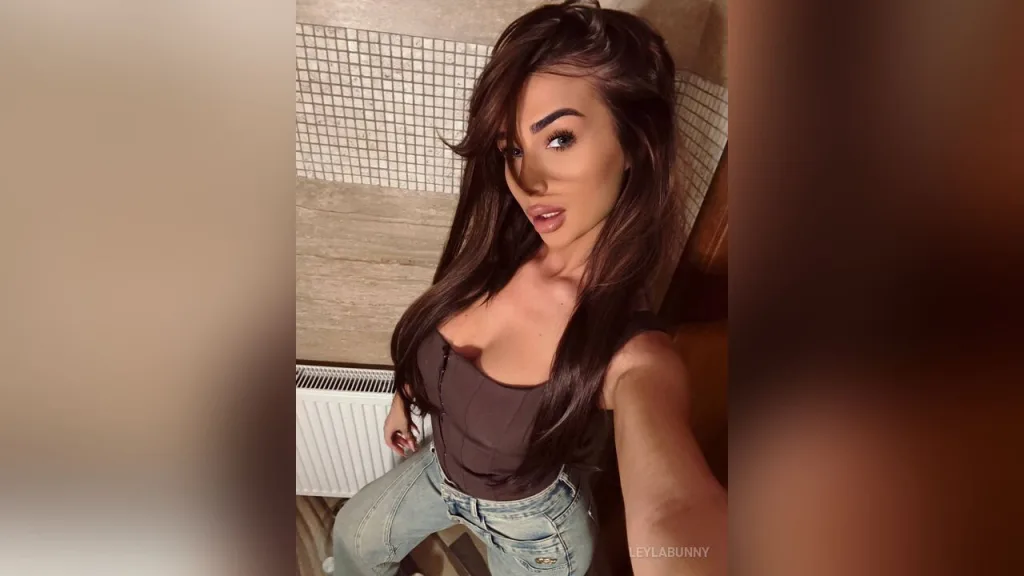 LeylaBunny — Private Moments 🤫💋