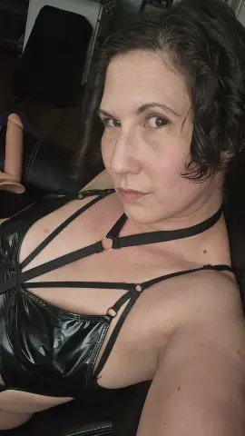 MistressVeritasVelvet — Streamate Photos