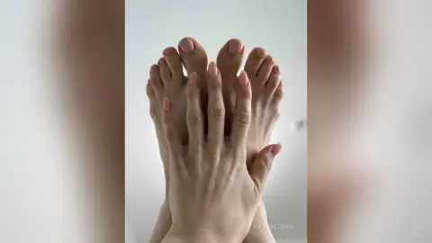 KateRedder — Feet