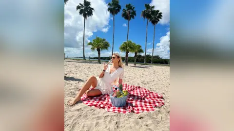 ErikaBonnie — Miami trip