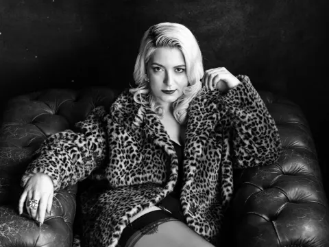 CatherineStoker — LiveJasmin cam model