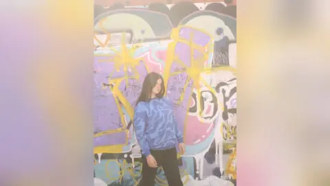 LoraleeAlfieri — Catch me if you can...