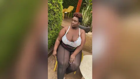 SashaVibez — sash