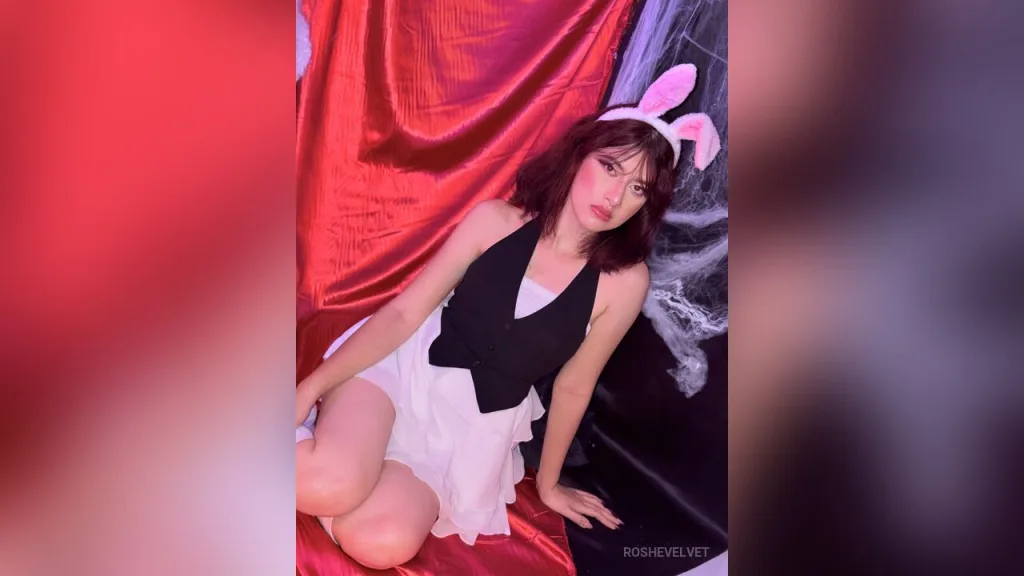 RosheVelvet — Wicked Tease