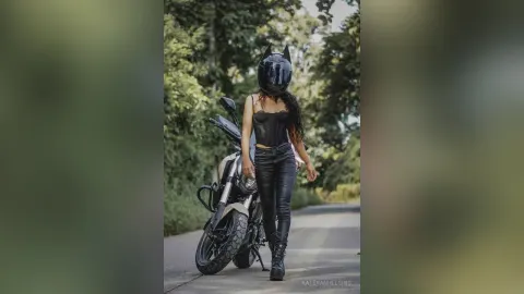 KateVanhelsing — my new motorcycle 