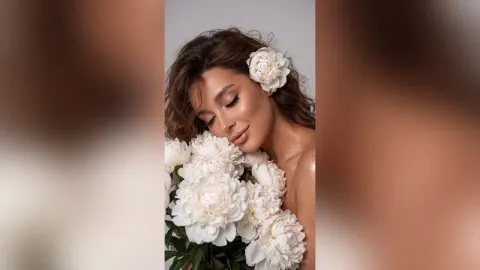 SofiaBimboss — In flowers