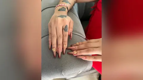 LisaLedger — 💅🏻