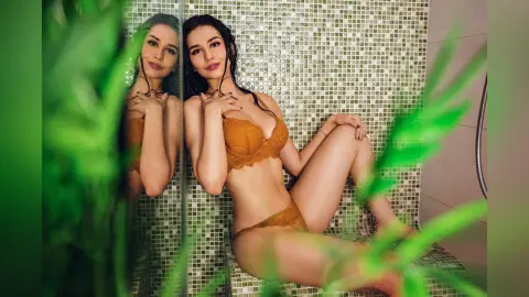 IrisDavis — Shower Sex?