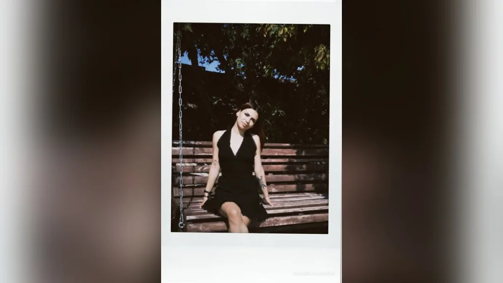 KimbraHammon — live cam