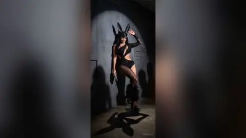 AnyaHills — Bunny 🐰🐇🖤🤍