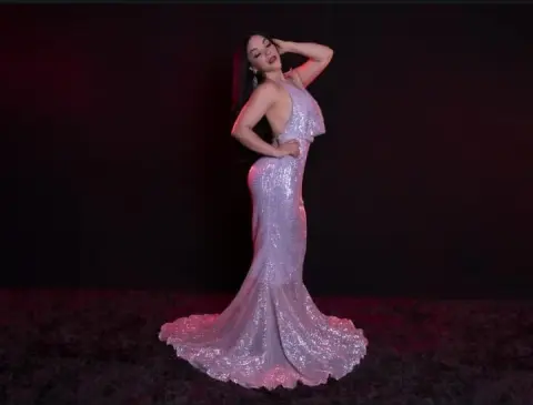 ALANNAWOLFF — Streamate Photos