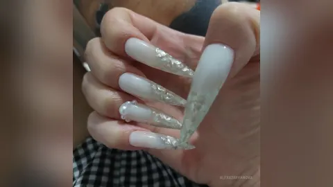 AlexaZaryanova — Nails