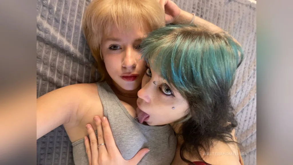 WalterAndMelissa — Our first stream