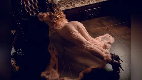 AmelieSkylar — Dare to see more