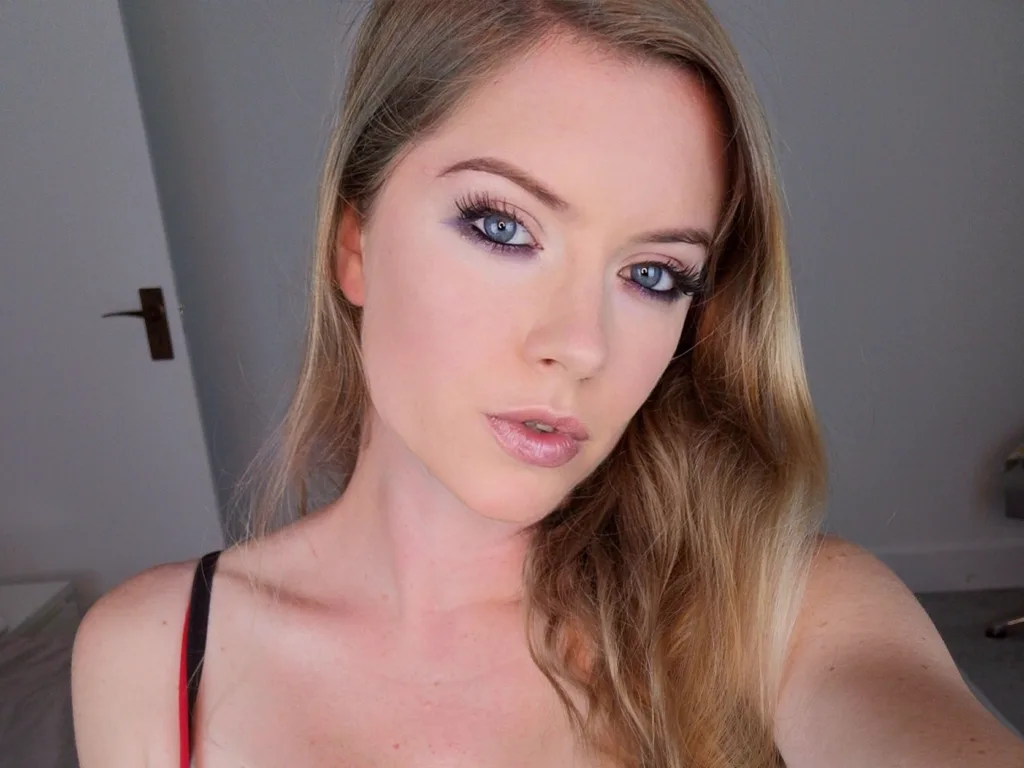 GoddessAllexandraFindomFemdom — Streamate Photos