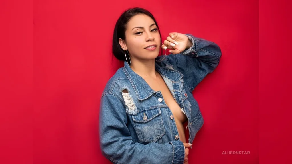 AliisonStar — live cam